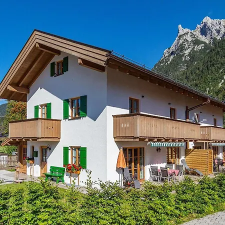 Holiday home Stoaroeserl *