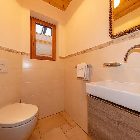 Stoaroeserl Holiday home *